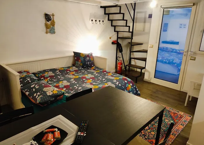 Liz Apartment