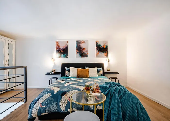 Liz Apartment