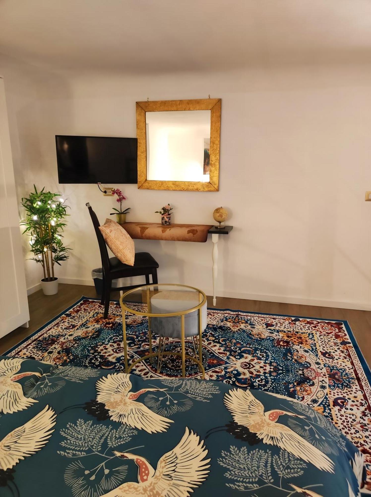 Liz Apartment *